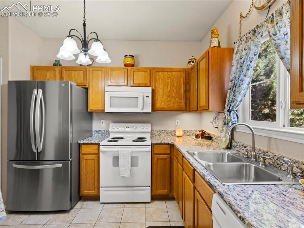 3715 Riviera Grove #104 photo 3