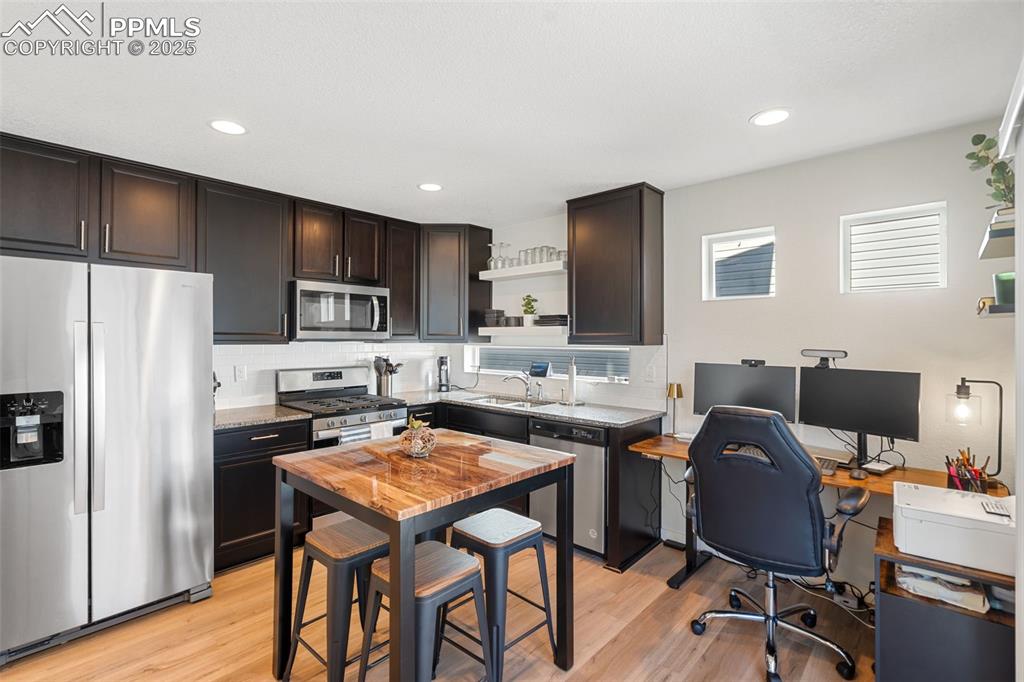 5761 Thurless Lane photo 3