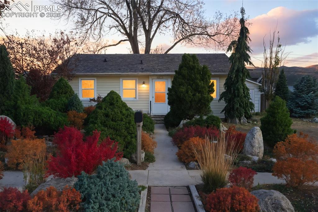 2023 S Corona Avenue