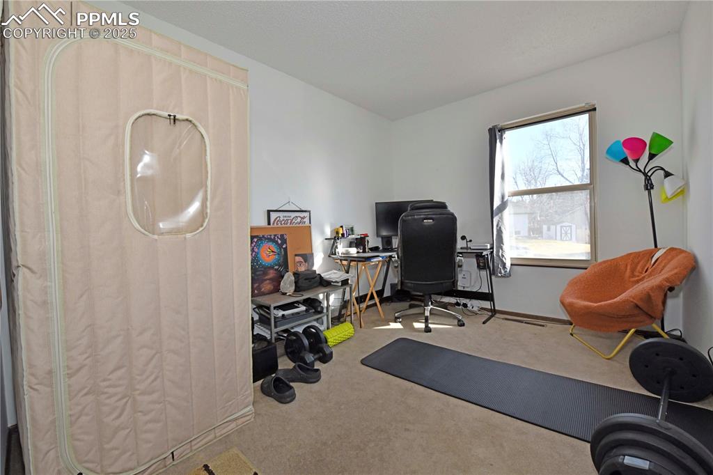 3rd bedroom upper lvl