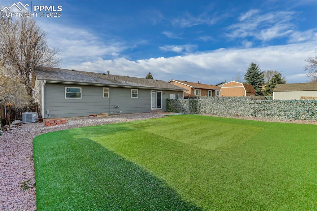 Easy maintenance turf lawn