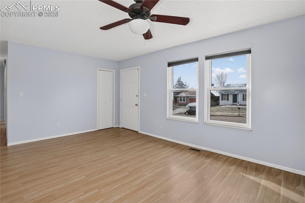 6840 Parkridge Court photo 2