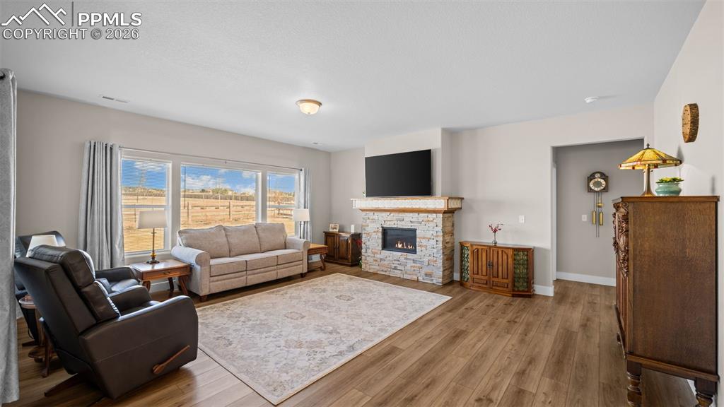 6758 Thimble Court photo 3