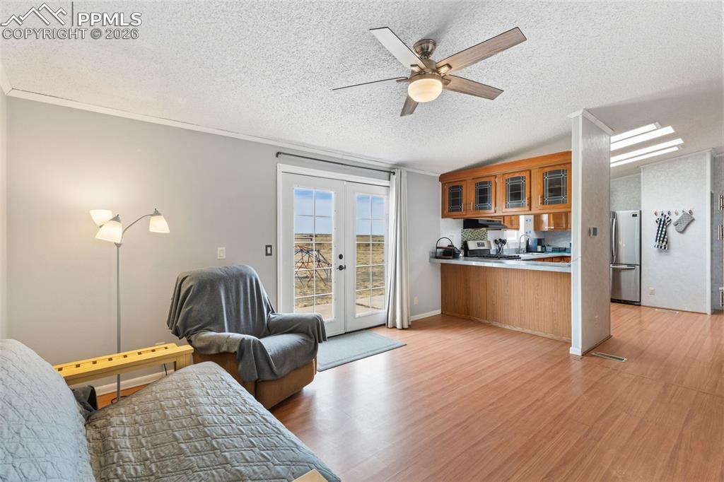 Spacious Family Room