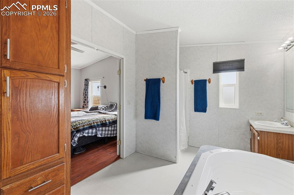 Five-Piece Master Bath