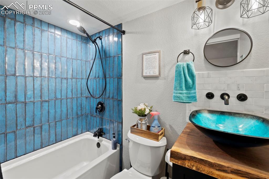 Hall bathroom basement