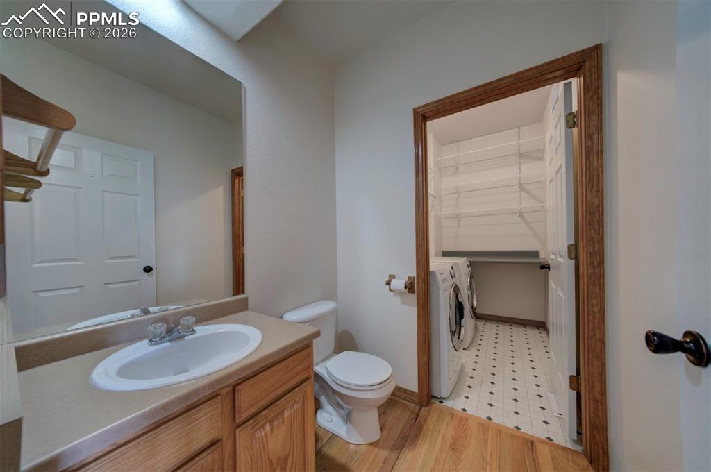 main floor 1/2 bath and laundry