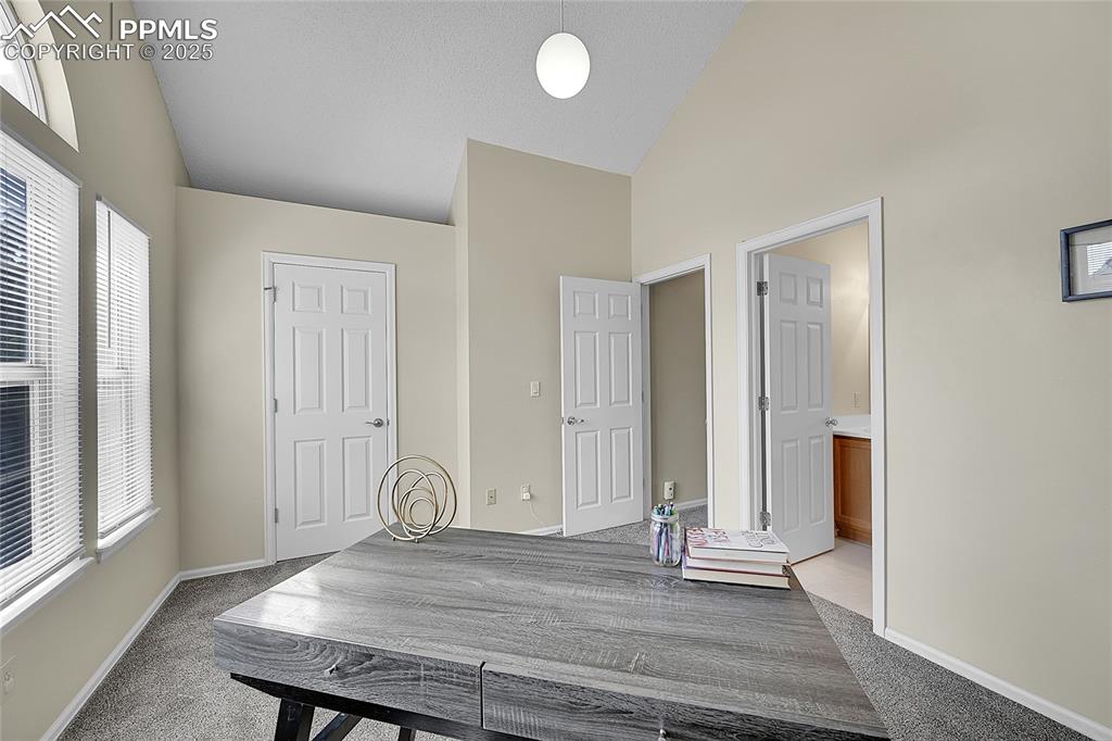 2nd bedroom or office with adj. bathoom