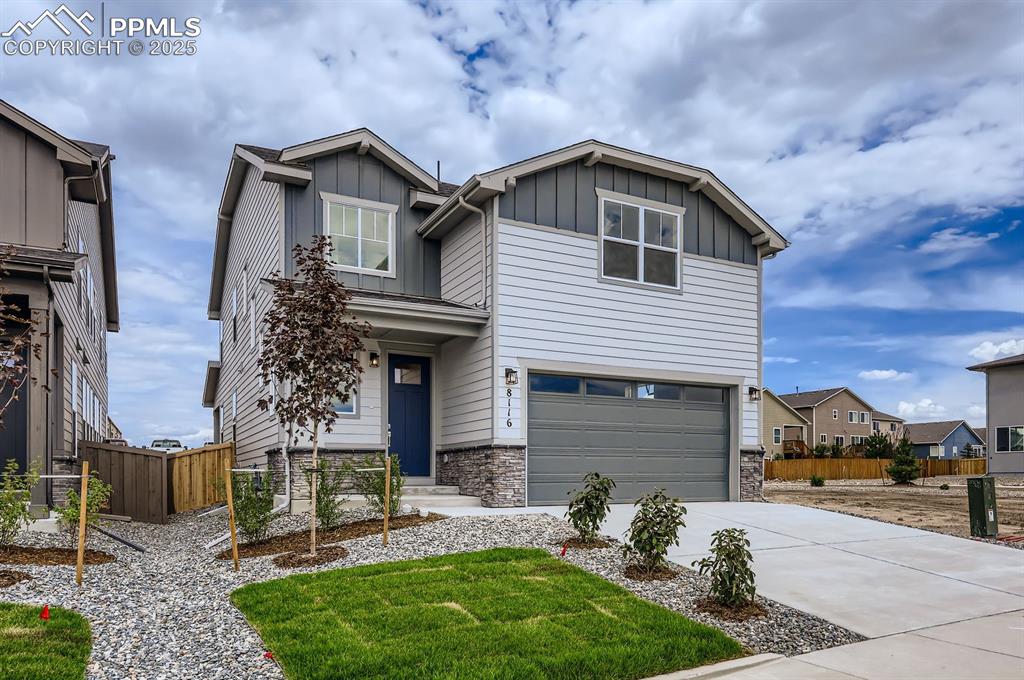 8116 Manor House Way photo 2