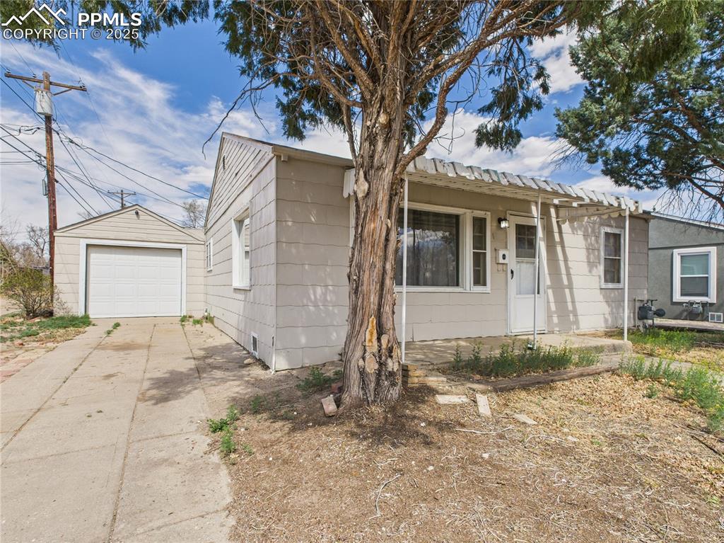 205 W 21st Street photo 2