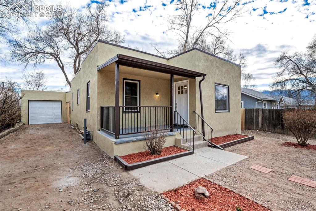 2531 Gunnison Street photo 2