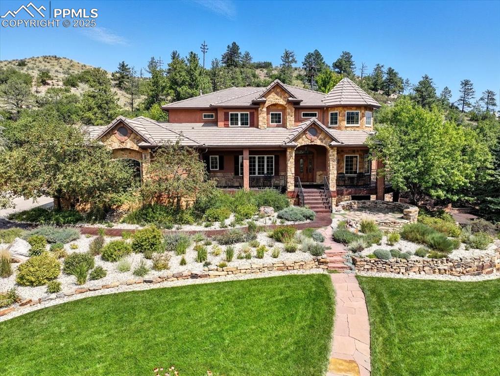 7615 Winding Oaks Drive