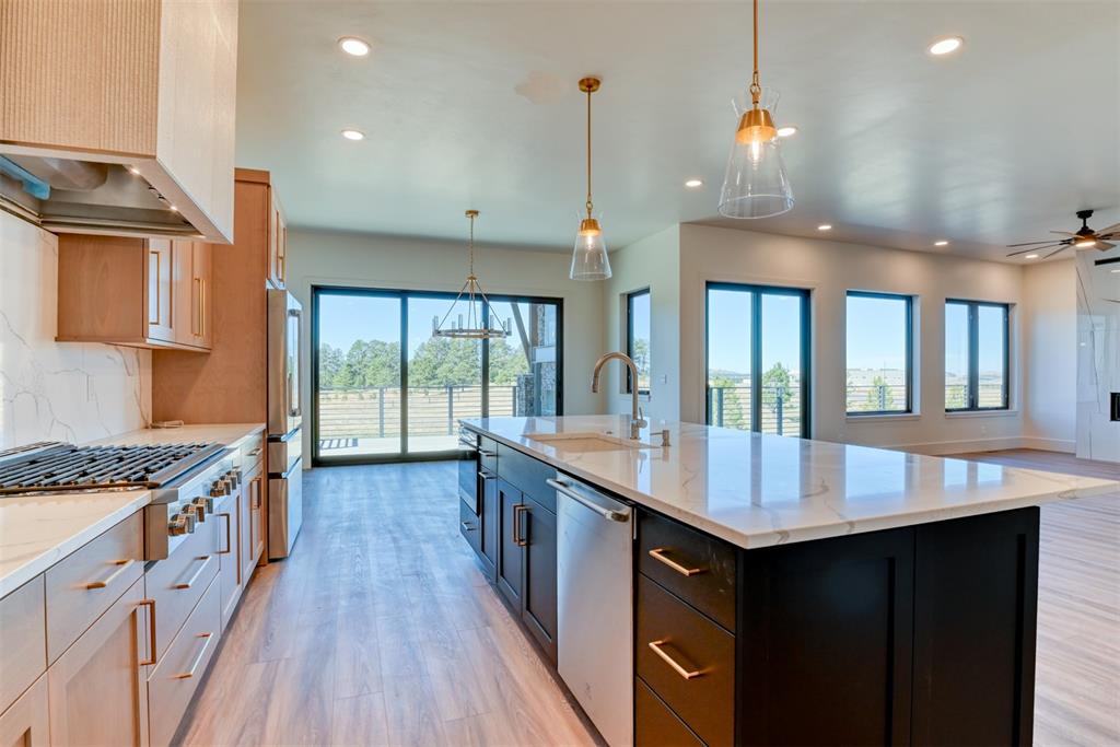 4290 Pinehurst Circle photo 3