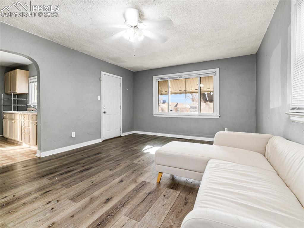 1905 E 8th Street photo 3