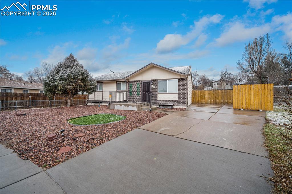 4103 Shelley Avenue photo 2