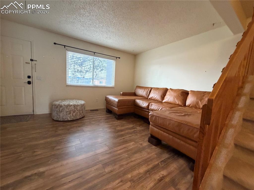 4660 N Carefree Circle photo 3