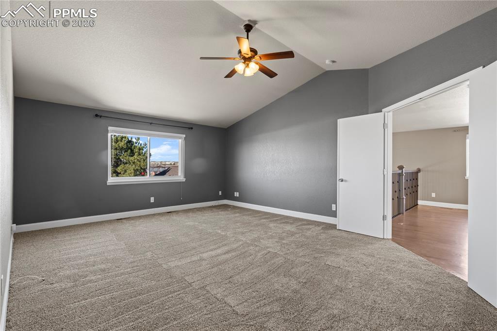 Large Primary with Epic Pikes Peak Views and New Carpet.