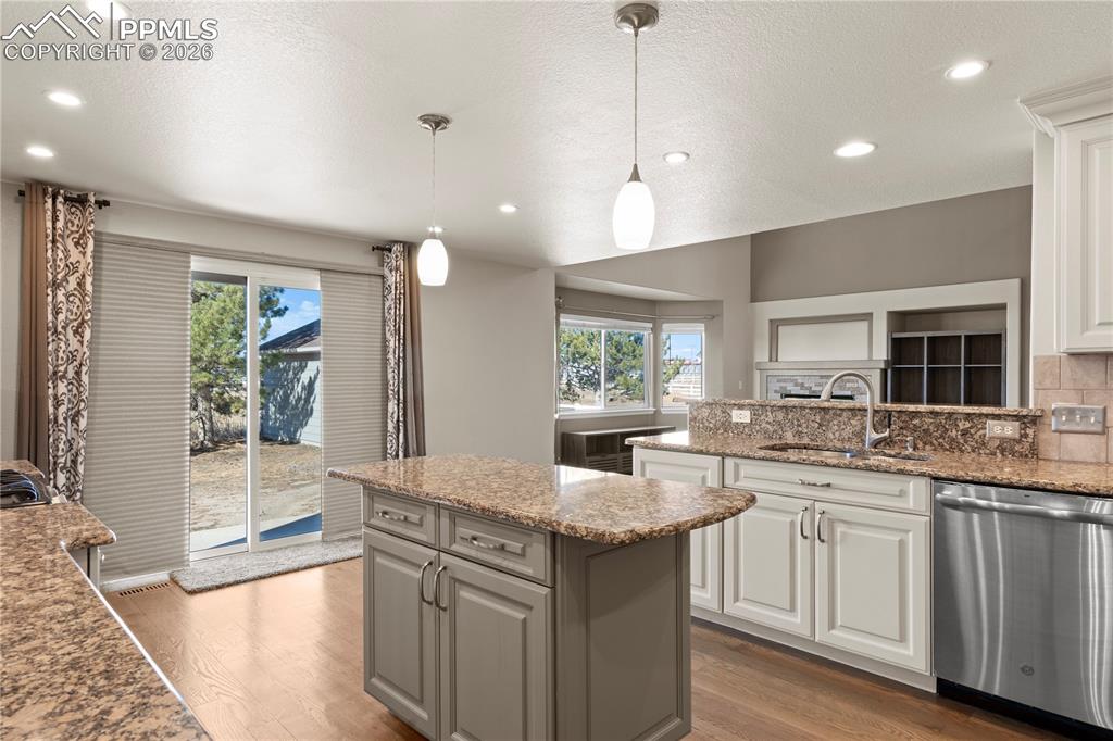 Kitchen with all the upgrades. 