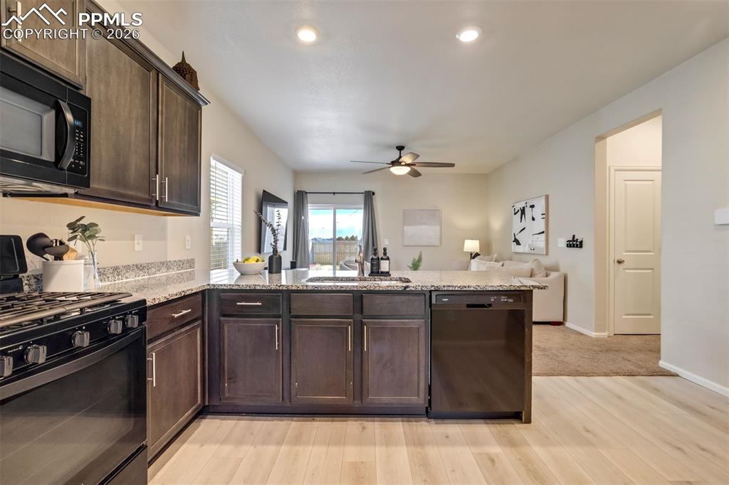 Gas range, yes please! 