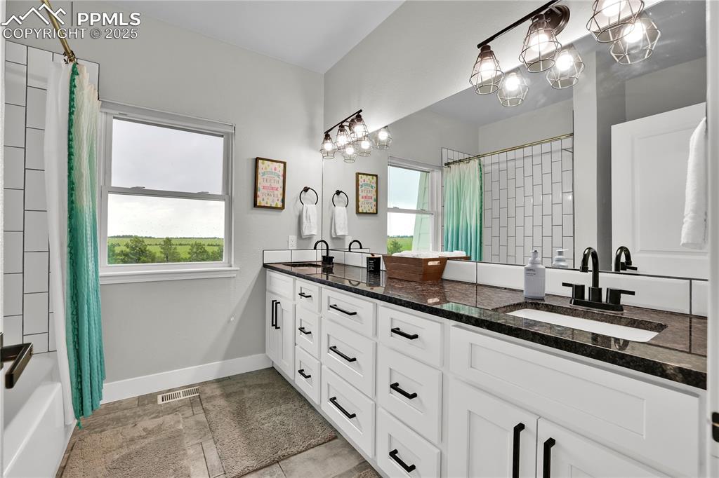 Double sinks, views and granite 