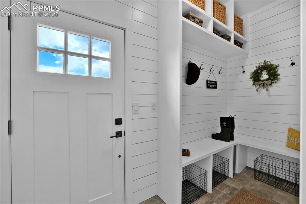 18135 Spur Ranch Road photo 3