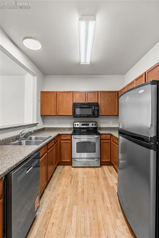 7795 Sandy Springs Point