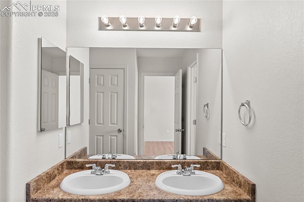 7795 Sandy Springs Point