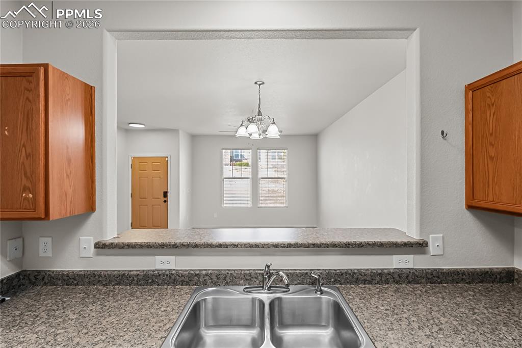 7795 Sandy Springs Point