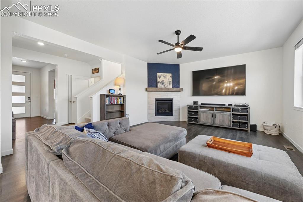 15945 Little Bluestem Road photo 2