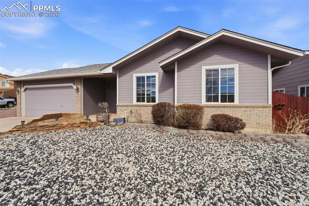 425 Garwood Court photo 3