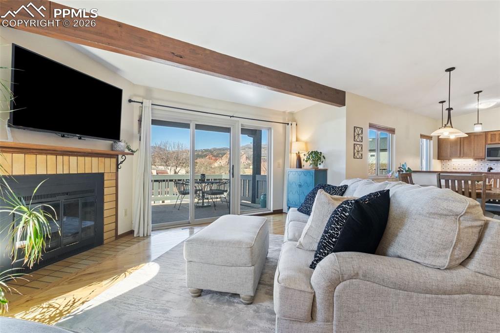 1142 Fontmore Road #C photo 3