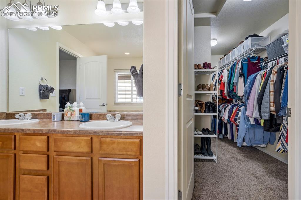 Walk-In Closets