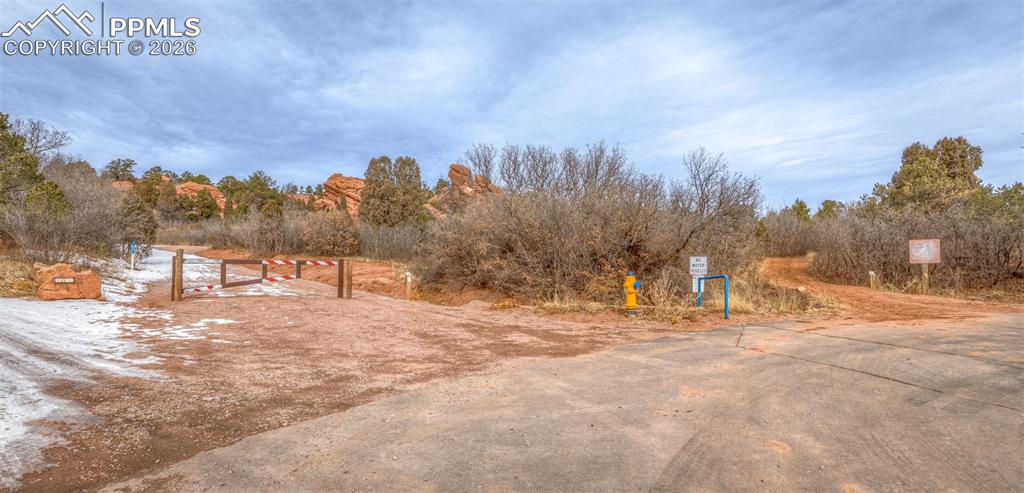 3632 W Pikes Peak Avenue photo 2