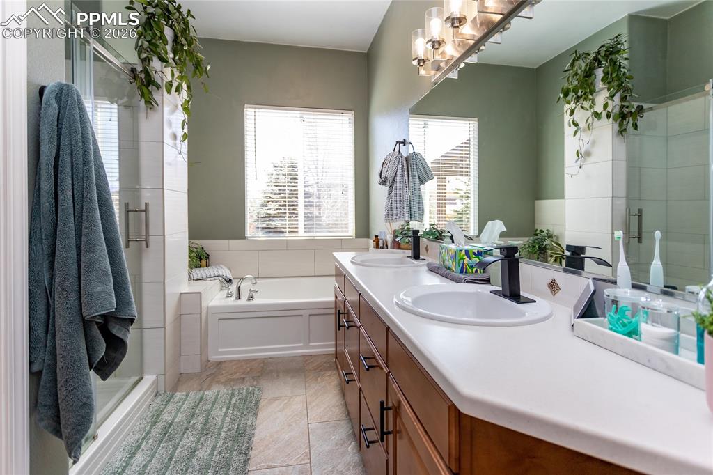 Separate Tub & Shower!  