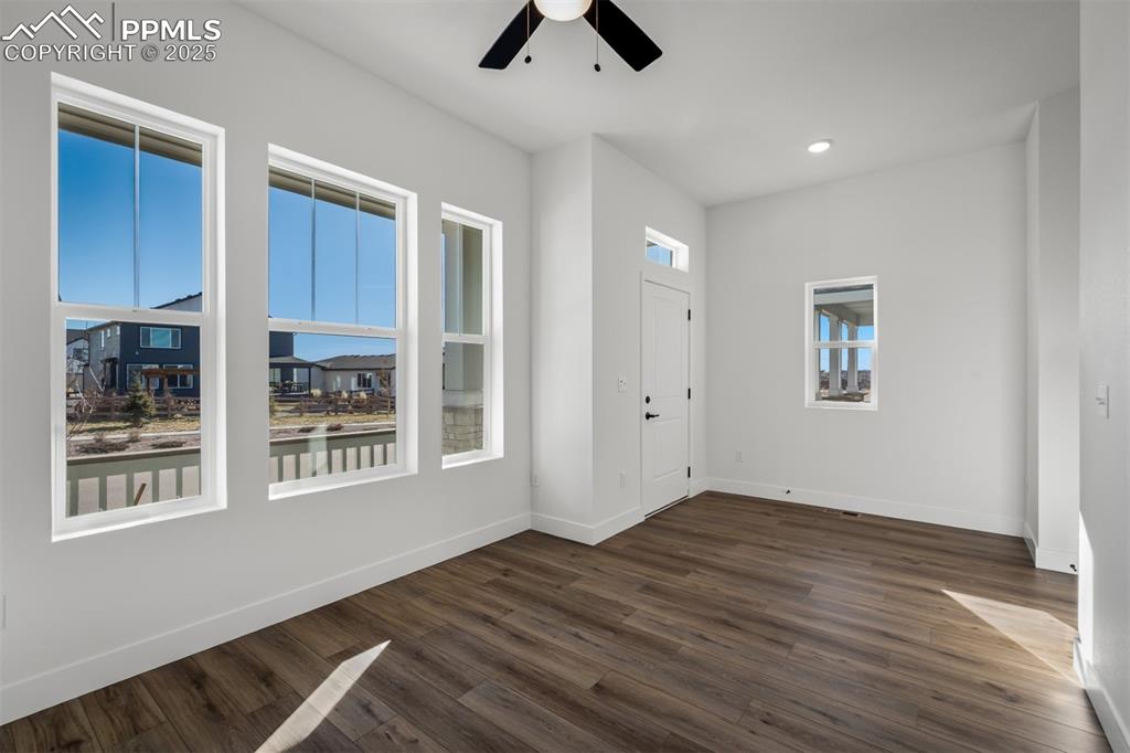 8916 Wolf Valley Drive photo 2