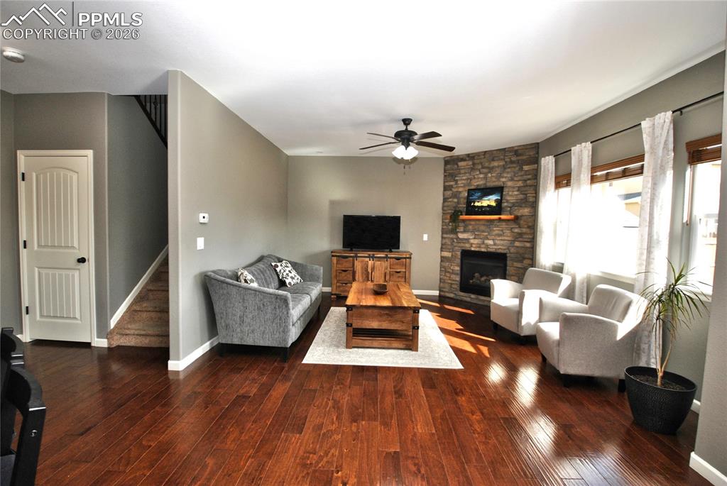 10383 Declaration Drive photo 2