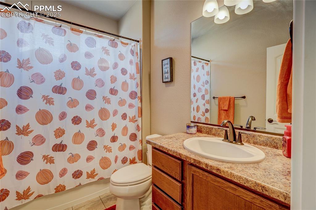 2nd full bath on main floor