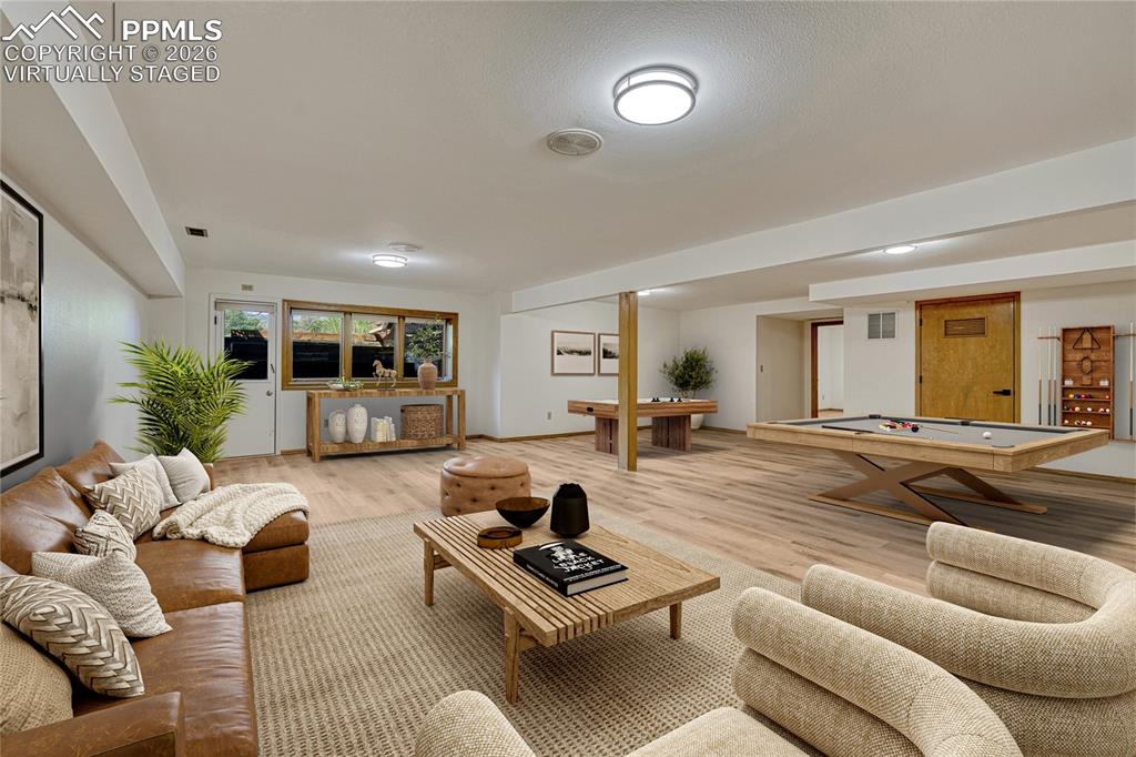 "Virtually Staged", Huge Rooms, New LVT Floors, Walkout Egress