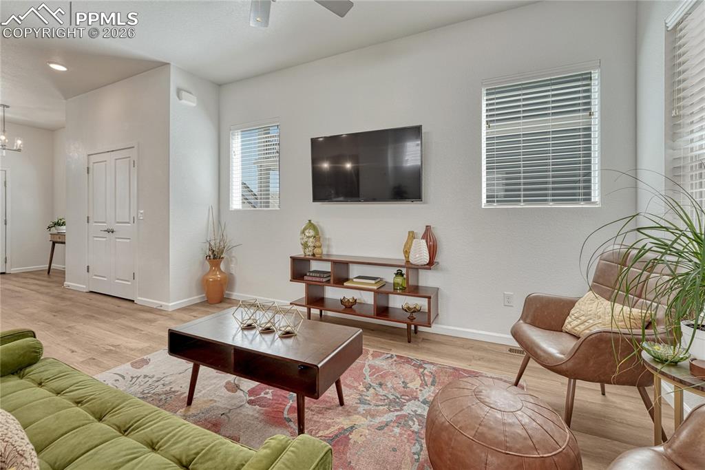 Large windows and tall ceilings allow the space to fill with light and really open the space up
