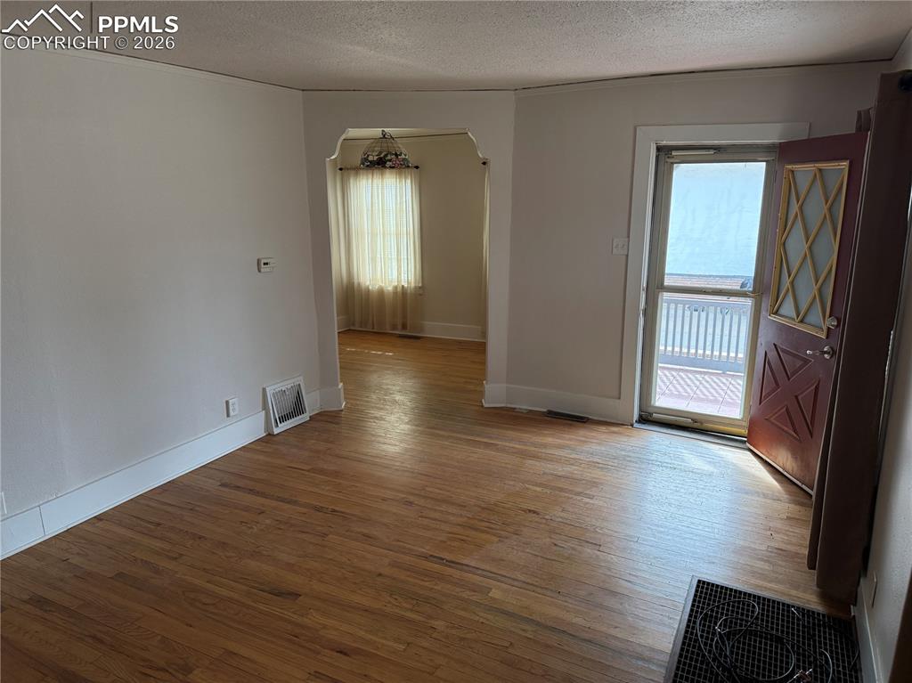 2118 West Street photo 3