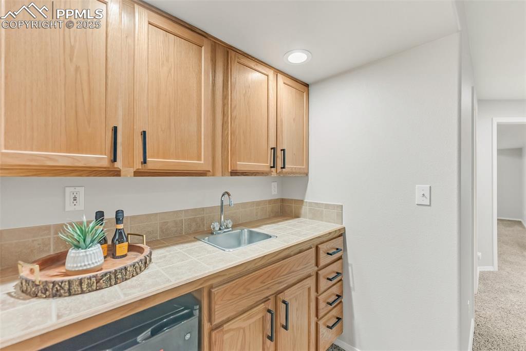 Wet Bar makes this a great space for entertaining