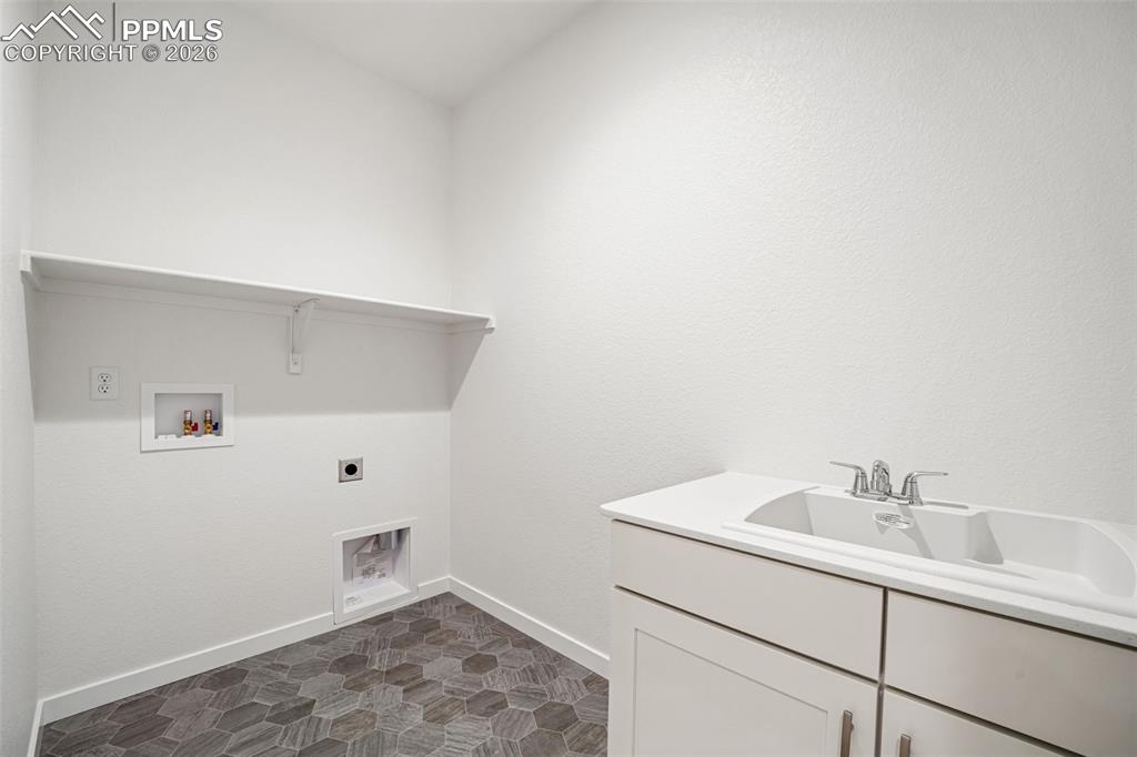 Same plan, different house for visualization purposes