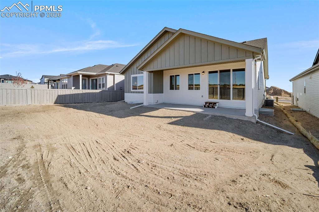 Same plan, different house for visualization purposes