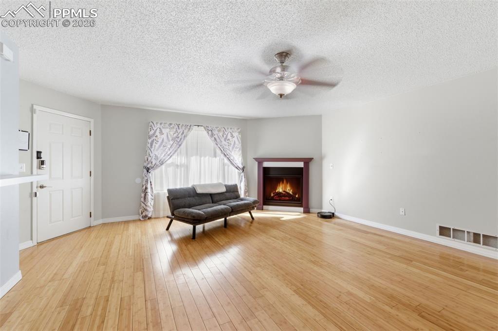 426 Kearney Avenue photo 2