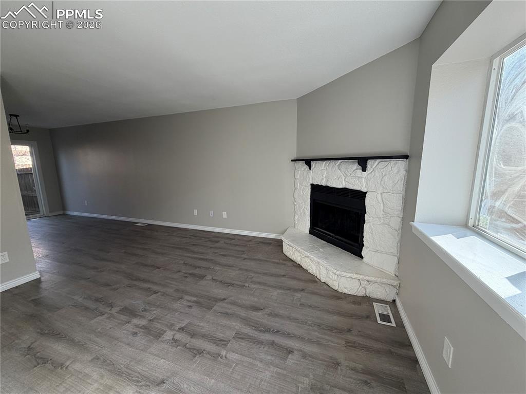 3016 Starlight Circle photo 2