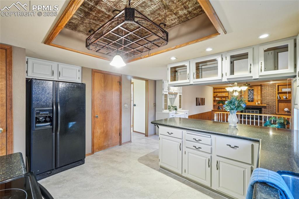 Granite countertops in kitchen.