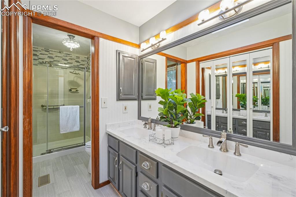 Both upstairs bathrooms have been updated.