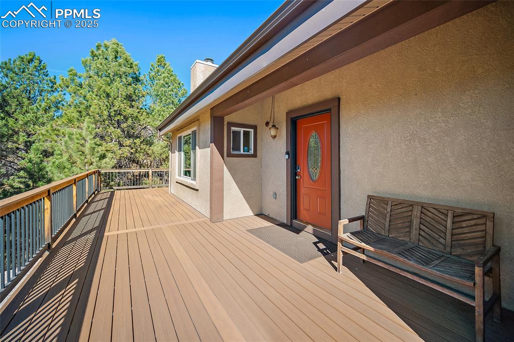 1010 S Park Drive photo 2