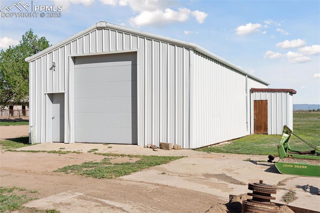 Detached 1200 Sq Ft Workshop