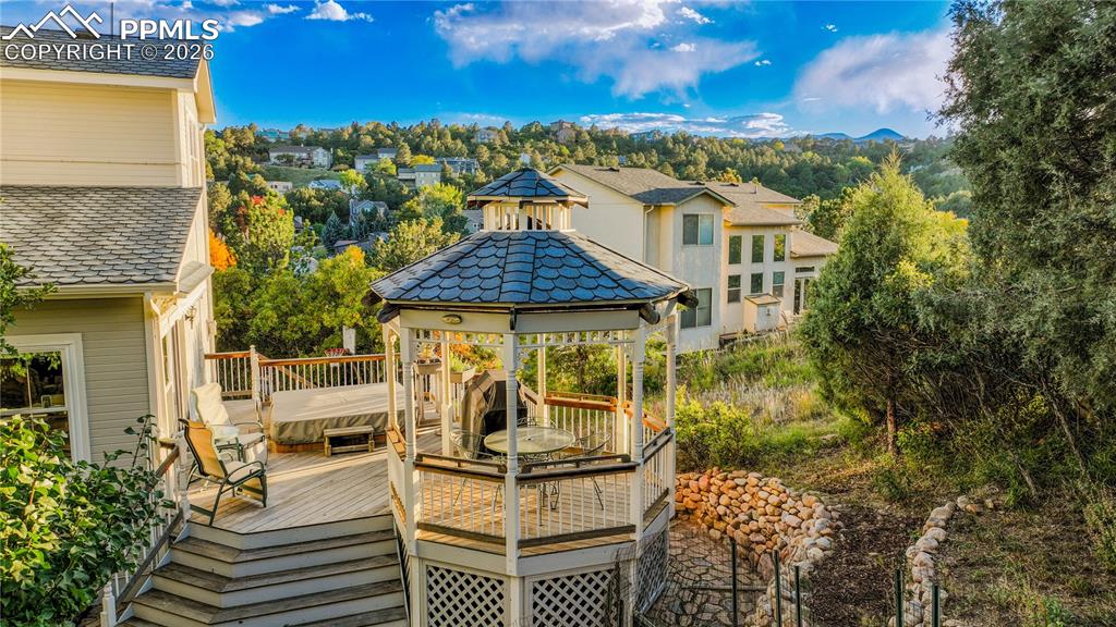 5440 Setters Way photo 2